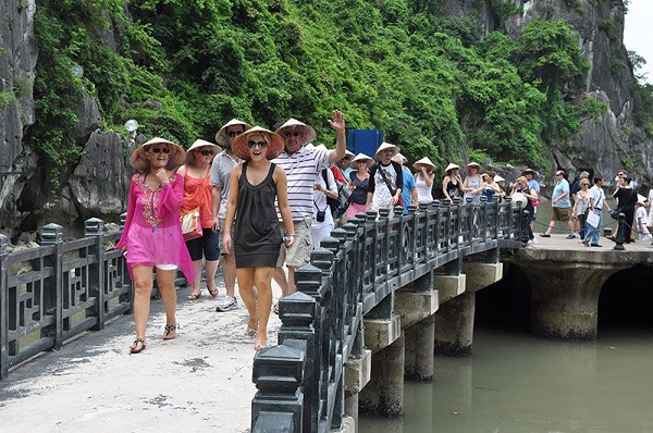 Bảo hiểm du lịch cho người nước ngoài tại Việt Nam