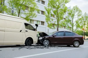 Bảo hiểm vật chất xe có bắt buộc không?