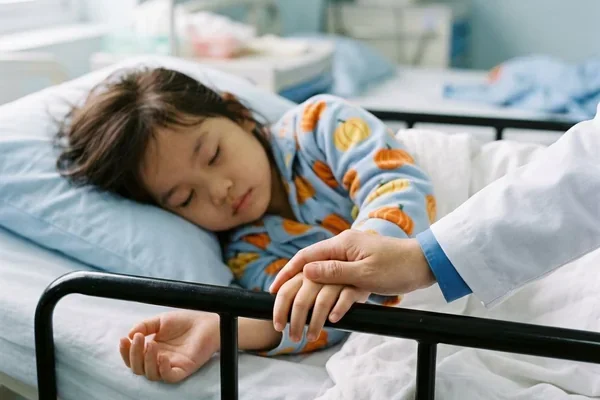 Giải đáp những thắc mắc về bảo hiểm bệnh ung thư kcare